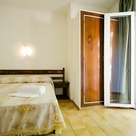 Guest house Lloret 2*