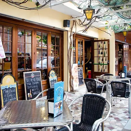 Casa de hóspedes Lloret 2*
