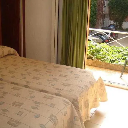Lloret Casa de hóspedes 2*