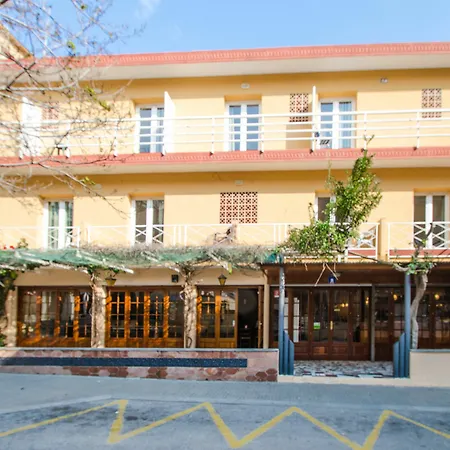 Casa de hóspedes Lloret 2*